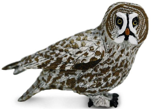 The Safari Ltd. Great Grey Owl - Side view