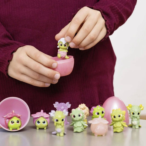 Hatching Baby Plants (Schleich)